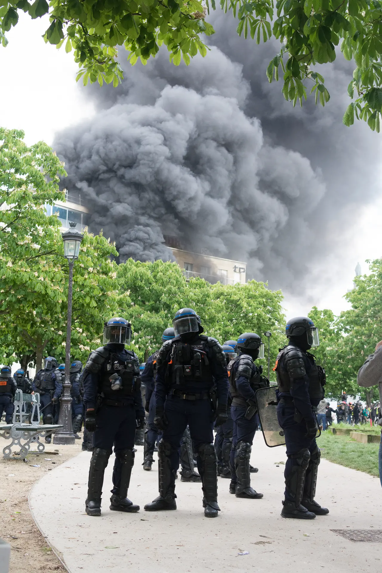 Manif du 1er mai à Paris. Journal du 1er mai 2023.